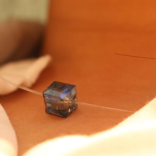 Shiny Color Glass Cubic Square Pendant Bead Necklaces for Women Transparent Fishing Line Invisible Chain Choker Necklace Jewelry