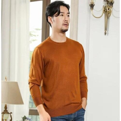 Spring and autumn mens V-neck solid color sweater backing sweater sheep round neck large loose Pullover Sweater NEW