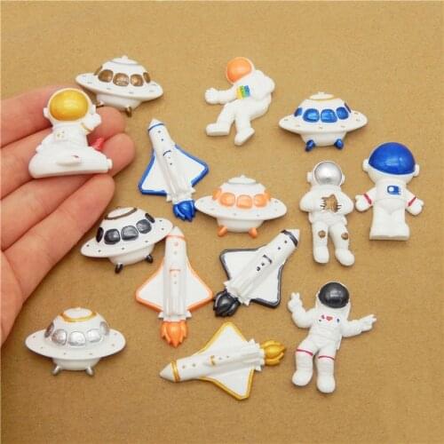 Julie Wang 10PCS Resin Aerospace Charms Random Mixed Astronaunt UFO Space Shuttle Flatback Jewelry Making Accessory