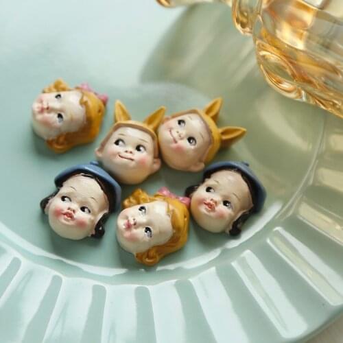 Vintage Vintage Hand-Painted Resin Doll Series Cute Ear Stud Paste Patch Handmade DIY Pendant Parts 2pcs