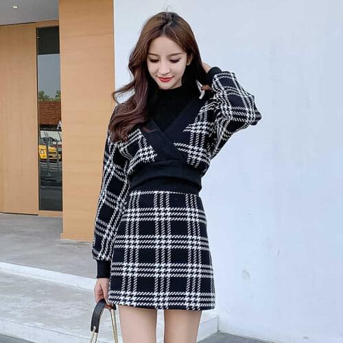 Wenfly Women Knitted Striped Korean Two 2 Piece Set V-Neck Long Sleeve Short Top Elastic Waist Sheath A-line Mini Skirt Outfits