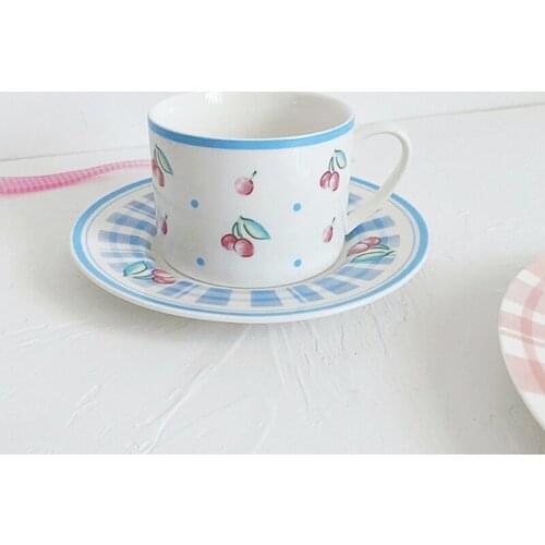 HOLAROOM Tea Pairs