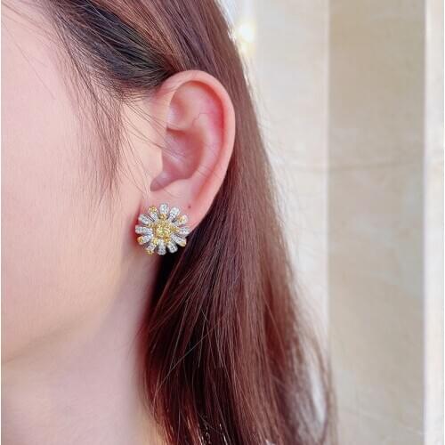 925 Sterling Silver 5A Simulation Diamond Creative Exquisite Flower Daisy Female Earrings Jewelry Gift