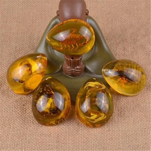 Scorpion Insect Burmese Amber Pendant Insect specimen fashion creative dropshaped second-generation beeswax DIY necklace pendant