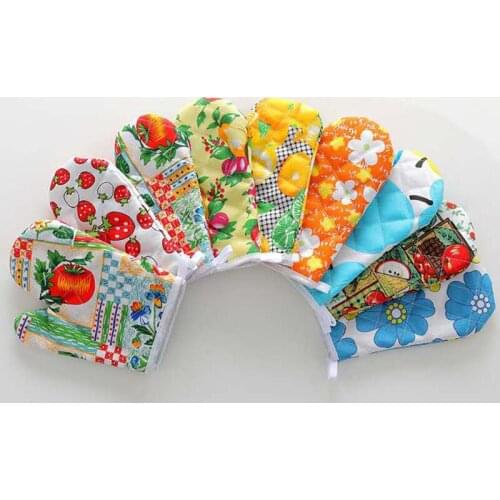 1pc Cute Mitten Non-slip Cotton Gloves Fashionable Kitchen Cooking Microwave Oven mitten Baking Barbecue Potholder Oven Glove