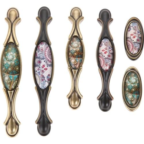 1 PC Elegant Kitchen Cabinet Knobs and Handles 96/128MM Vintage Furniture Handles Wardrobe Door Closet Drawer Pulls Home Decor