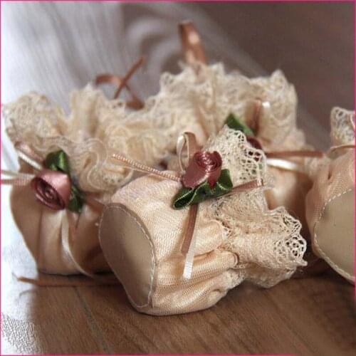 4Pcs New Lace Flower Sock Cloth Gloves for Table Chair Legs Covers Furniture Foot Covers Home Wedding Party Decoration Supplies