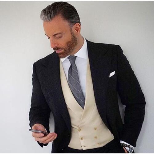 New Arrival Two Buttons Groomsmen Peak Lapel Groom Tuxedos Men Suits Wedding/Prom Best Man Blazer ( Jacket+Pants+Vest+Tie)A126