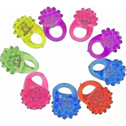 2018 Rushed Led Wedding Dress New 24pcs Led Strawberry Shape Flashing Ring Luminous Finger Rubber Rings Event Party Supplies