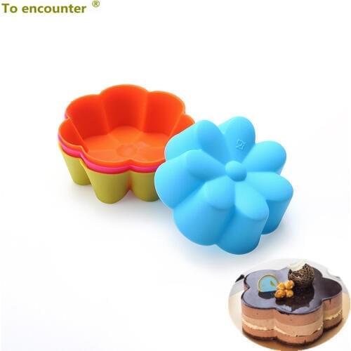 To encounter 7*2.5CM 12PCS/Lot Flower Shape 3D Cake Cup Silicone Muffin Cupcake Egg Tart Mold Baking Pastry Tools Free Shipping