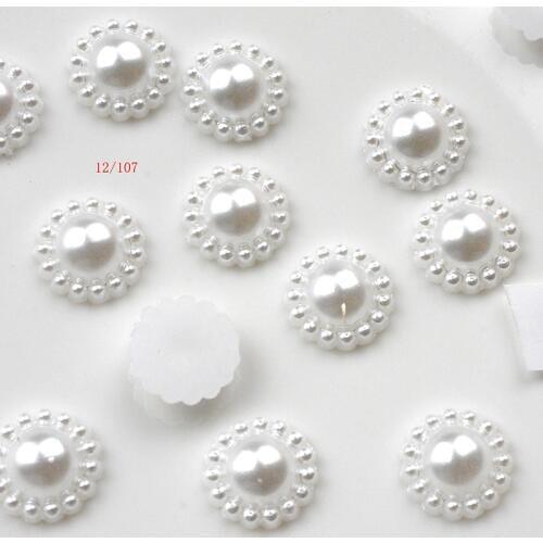 FLTMRH 20pcs 12mm ABS White Flower Flat Back Pearl Cabochons Beads Crafts Decoration Material DIY Jewelry Making