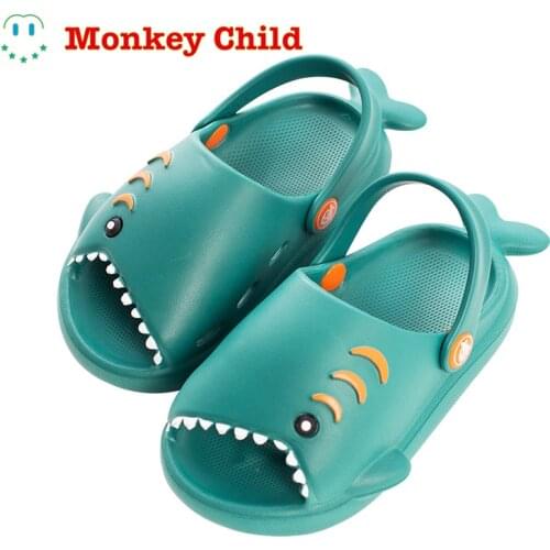 2021 New style Girls Summer EVA Portable Anti-skid Cartoon Slippers Little shark Garden shoes