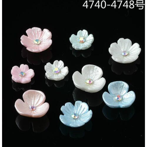 100pcs 8/11mm White/pink/blue Resin Material Small Resin Flower Charm Pendant For Wedding DIY Handmade Jewelry Making wholesale