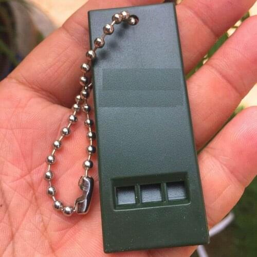 200pcs Soccer Whistle First Aid Kits Outdoor Emergency Signal Rescue Camping Hiking outdoor sport practical