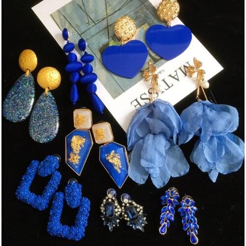 2020 New Womens Earrings Fashion Retro Noble Blue Metal Drop Earrings For Women Girl Party Jewelry Wholesale
