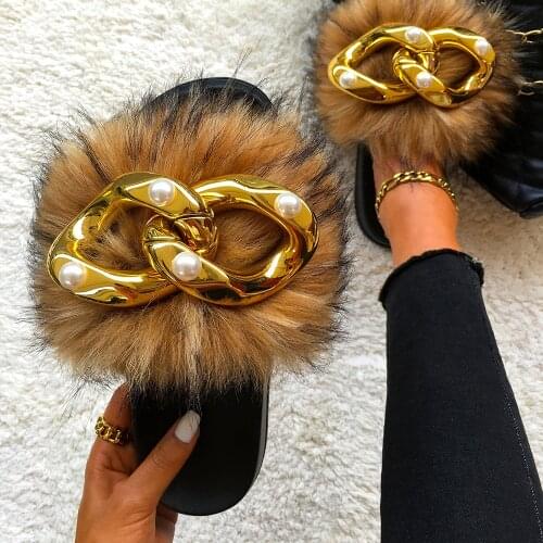 Fur Slides Women Sandals Summer 2021 Female Shoes Designer Big Chain Faux Fur Flip Flop Slippers Casual Indoor Plush Slippers
