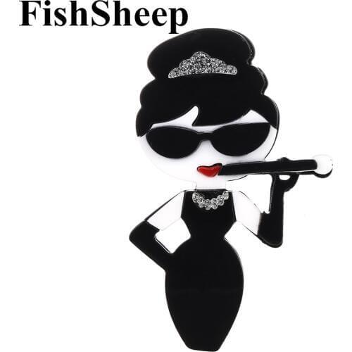 FishSheep Fashion Lady With Cigarette Holder Acrylic Brooches Big Resin Cute Lady Tobacco Pipe Resin Brooch Pins Women Girl Gift