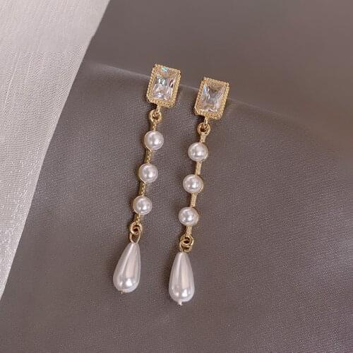 OLIRAFT 2021 Vintage Baroque Pearl Tassel Drop Earrings for Women Long Chain Freshwater Dangle Earrings Jewelry Ear Line