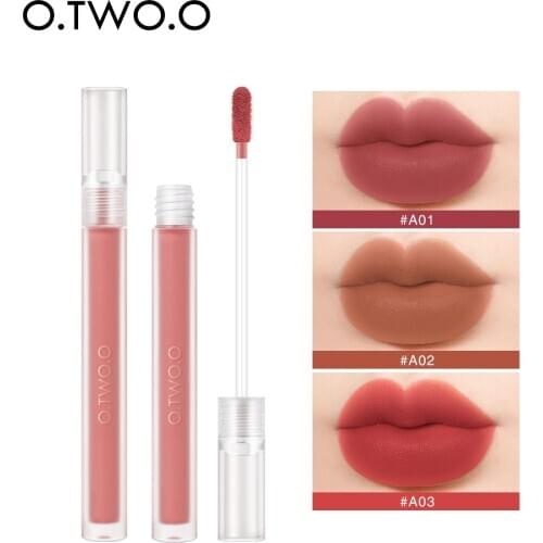 O.Two.O Matte Lip Glaze with long-lasting color and does not stick to a cup of liquid lipstick