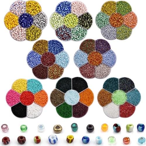 4500pcs Glass Seed Beads 2MM Beads For Jewelry Making Hole 1mm Tube Beads Bracelets Necklaces DIY With Container Box 7 Color