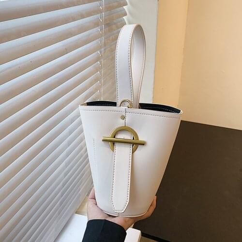 Simple Pu Leather Bucket Bag 2021 Summer New Fashion Hollow Shoulder Handbag Shoulder Crossbody Bag