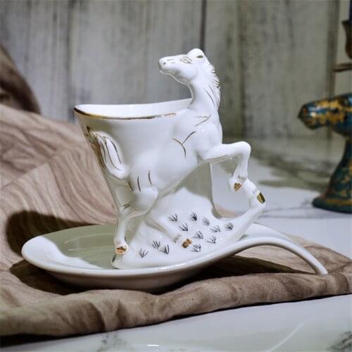 European Ceramic 3D Beautiful Embossed Gilt Horse Coffee Mug with Saucer Set Porcelain Elegant Office Teacup Creative Milk Cup