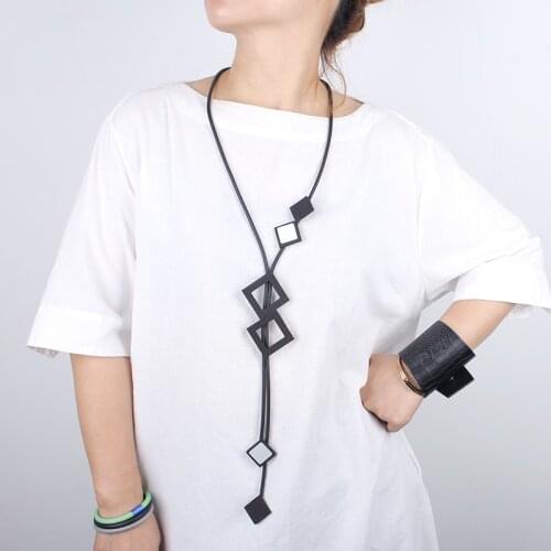 JID New Rubber Necklaces Women Silver Color Metal Pendant Necklace Handmade Square Geometric Jewelry Festival Gift For Female