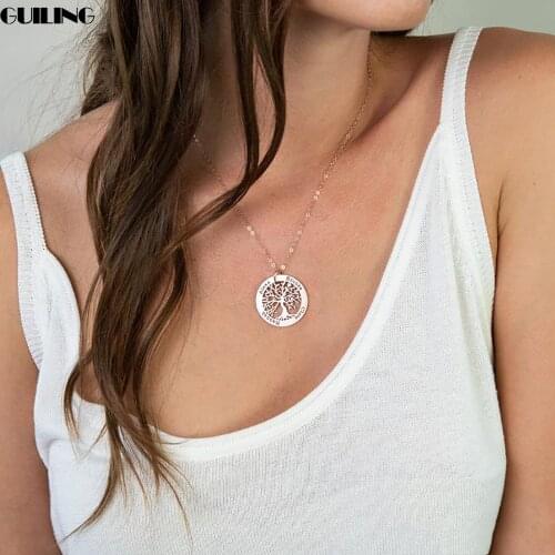 Dainty Personalized Family Tree of Life Carved Name Tree Pendant Stainless Steel Charm Necklace for Women Family Jewelry Gift