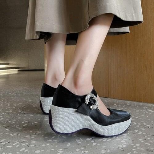 Womens Platform Patent Leather Rhinestones Crystal Buckle High Heel Pumps Shoes Retro 3Styles High Quality New 2021