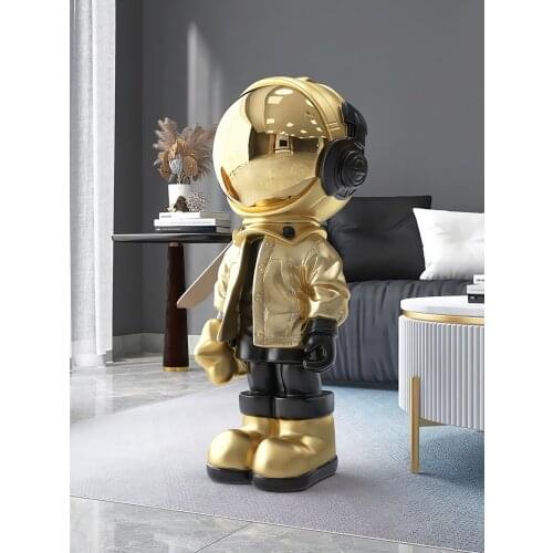 Light Luxury Home Decor FRP Sculpture Decoration Accessories Astronaut Large Scale Landing Ornaments New House Gifts People