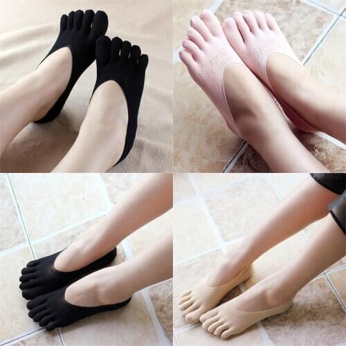 2pcs 1 Pair New Soft Women Solid Seamless Low Cut Crew Ankle Five Finger Toe Boat Socks Hosiery Socks Slippers