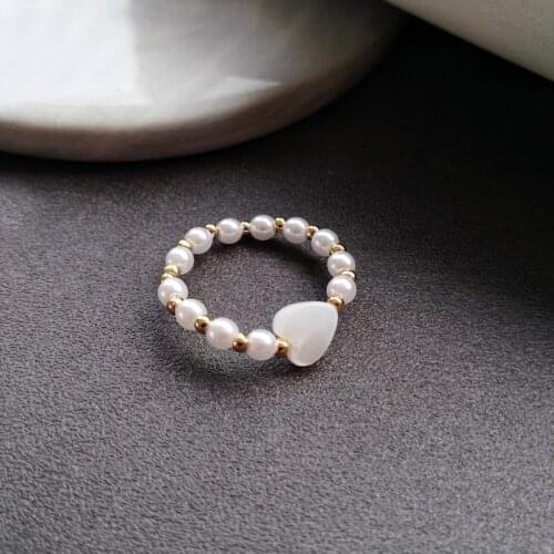 Korean Fashion Elastic Rope Pearl Bead Ring Elegant Female Heart-shaped Gold Color Ring Charming Female Party Jewelry Girl Gift