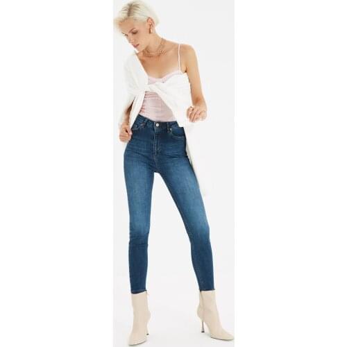 Trendyol High Waist Skinny Jeans TWOAW22JE0366