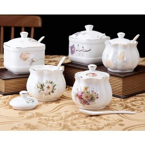 Nordic Bone China Spice Jar with Lid and Spoon Set Large Capacity Household Kitchen Tools Seasoning Bottle Salt Pepper Shakers