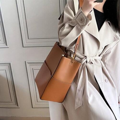 2021 new cowhide wide shoulder strap double bucket bag large capacity tote bag female bag single shoulder messenger bag female