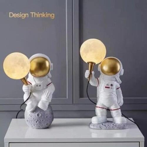 Astronauts personality fashion interior walls resin bed decoration light a night light the moon astronauts lamp wall lamp