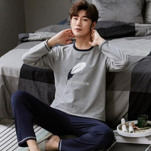 Autumn Winter Simple Warm Pajamas Long Sleeve Cotton Pijam Set for Male Plus Size Home Clothing Casual Feather Pattern Sleepwear