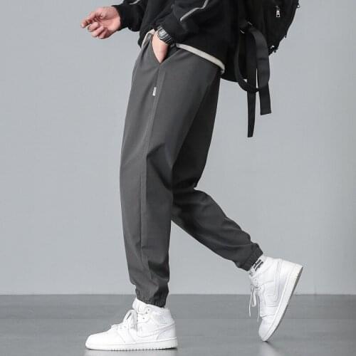 2020Spring and Autumn New Mens Sports Pants Outdoor Sports Jogging Fitness Training Leisure Mens Pants Sweatpants for Men