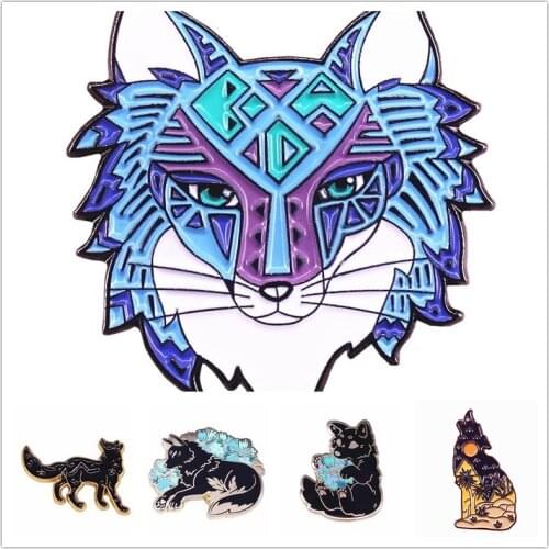 HOSENG Blue Cartoon Wolf Animals Brooch Women Man Elegant Metal Shirt Lapel Enamel Jewelry Pin Birthday Christmas Gift HS_904