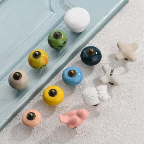 Central European hand-painted ceramic handle European-style drawer cabinet handle single hole American cabinet door handle