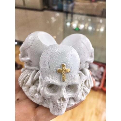 High quality crystal ball base three skulls sculpture synthetic resin handcrafts home decoration decoration sample room