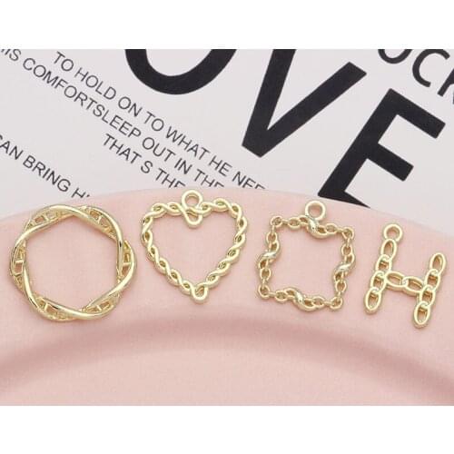 Roliko Pearl Necklaces For Women