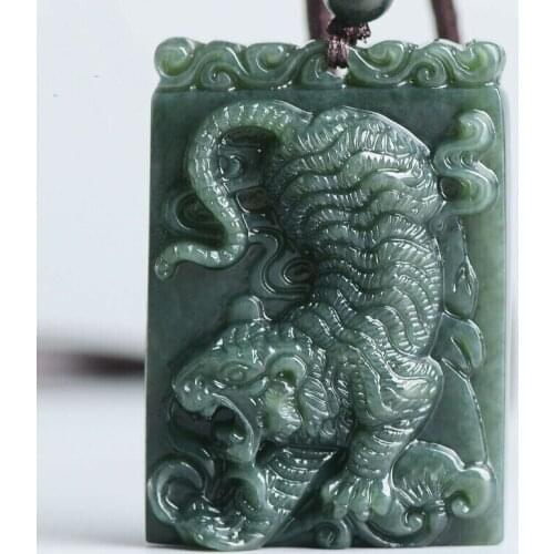 Natural Jade Pendant Hand Carved Jadeite Necklace Women Pendants Charm Jewelry Necklace Fashion Accessories
