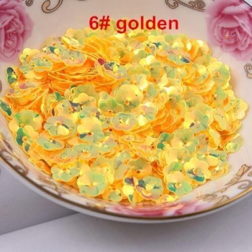 50g/lot PVC Sequins 8mm Flower Zapato Flor With 1 Center Hole Plum Blossom Cup Sequins Decoration Hologram Sequins Golden