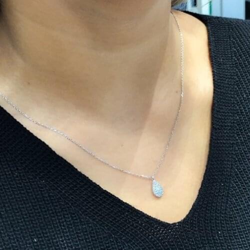 Gold Model Tiny White Drop Silver Necklace