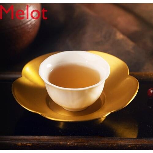 Chinese Golden Handmade the Saucer Creative Plum-Shaped Dish Tea Tray Saucer Handmade Retro Household Copper Teacup Mat