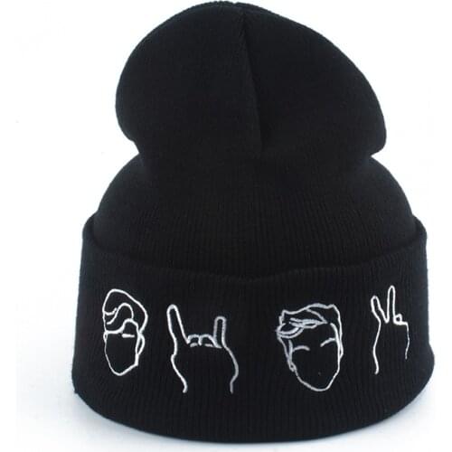 New Fashion Winter Beanie Women Men Embroidery Cartoon Knitted Hat Skullies Solid Color Hip Hop Black Beanies Ski Cap
