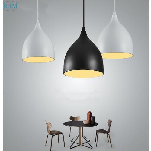 Nordic Simple Modern Iron Pendant Lights Creative Black Three Heads Pendant Lamps for Living Room Bar Restaurant Lights Decor
