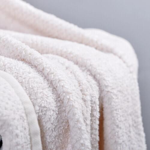 Drop shipping 140*70cm New Soft Coral Fleece Towel Bath Towel Absorbent Microfiber Dry Towels Gift Thick for Home Hotel Bathroom