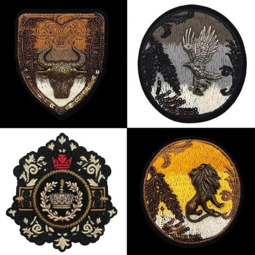 The New Metal Crown Sequin Animal Badge Embroidery Patches for Clothes Appliques Badges Stripe Sticker Sew-on Armbands